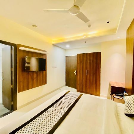 Stay Near Golden Temple By An Hotels Amritsar Exteriör bild